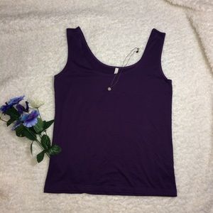 Very cute purple top 💜